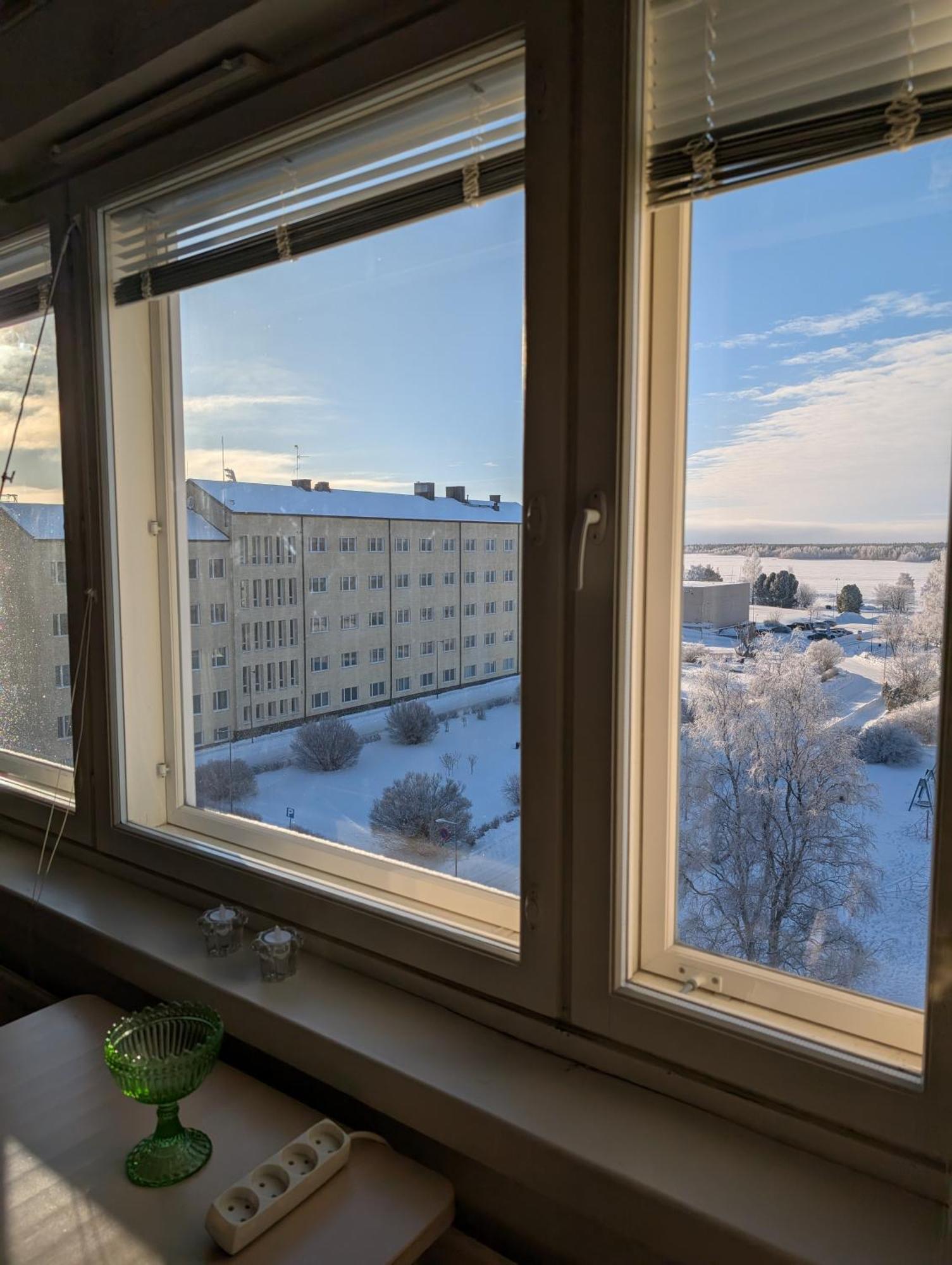 Beautiful With Seaview! 7th Floor Free Parking! Appartement Kemi